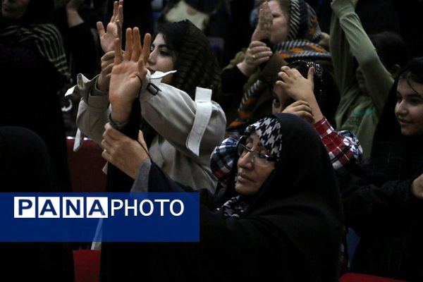 برگزاری جشن میلاد حضرت زهرا(س) در فرهنگسرای بعثت شهرداری صفادشت