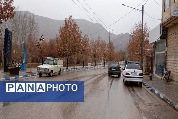 چهره شفاف و دل انگیز شهربارنیشابور با بارش  باران پاییزی  