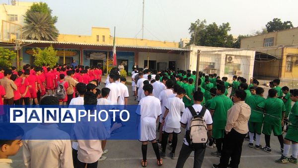 هفته تربیت‌بدنی و ورزش در صف صبحگاهی مدرسه جوادالائمه