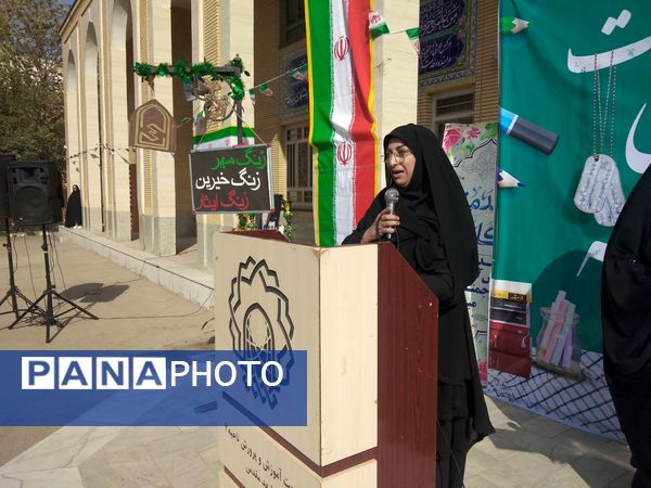 نواخته شدن زنگ مهر،زنگ خیرین و زنگ ایثار  در دبیرستان حسین ملایی