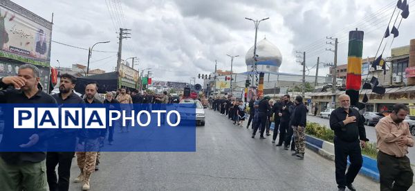 دسته‌روی بسیجیان عزادار حسینی در محمودآباد