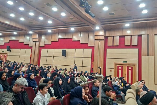 تقدیر از جوانان پژوهشگر، ستاره‌های درخشان شهریار  
