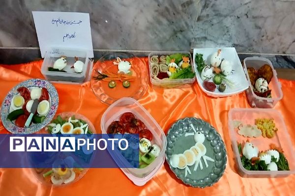 جشنواره جهانی تخم مرغ در دبستان فاطمه اهری هاشمی