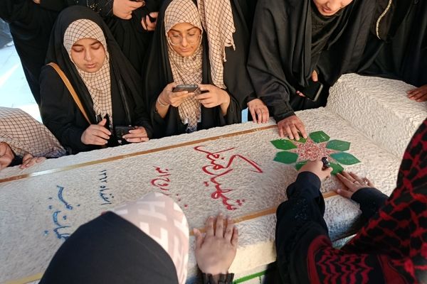 حضور دختران رضویه در اردوی راهیان نور