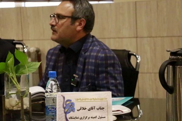 مشهد باید به صحنه‌ای برای دیده‌شدن هنر فرهنگیان تبدیل شود