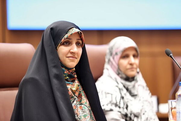 بهروزآذر: زنان باید در عرصه حکمرانی حضوری مؤثر داشته باشند