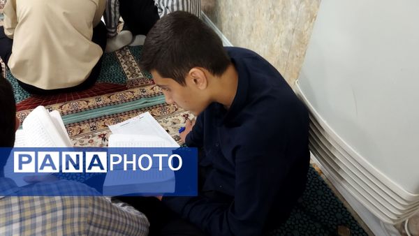 انس با قرآن در دبیرستان شاهد ابوذر غفاری 