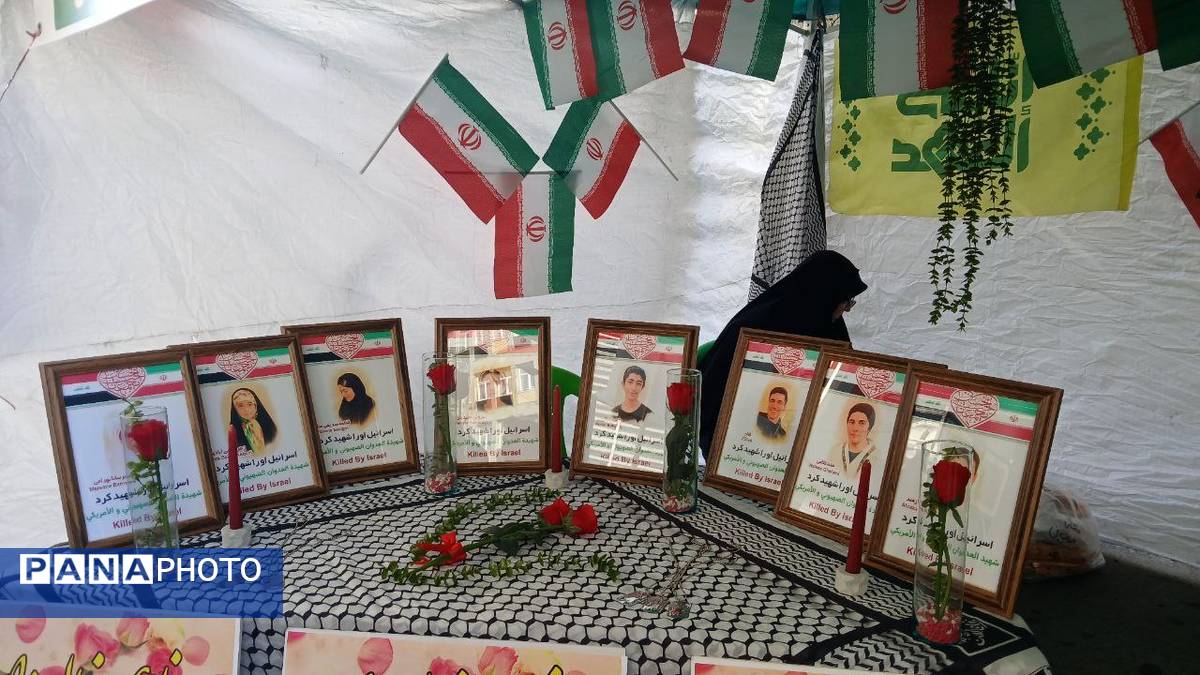 قاب‌هایی از خروش نسل بیدار