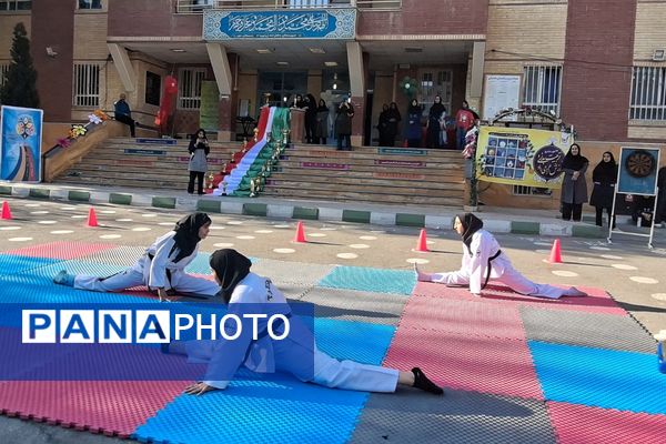 برگزاری انتخابات انجمن‌های ورزشی در دبیرستان زینبیه۲ شهریار