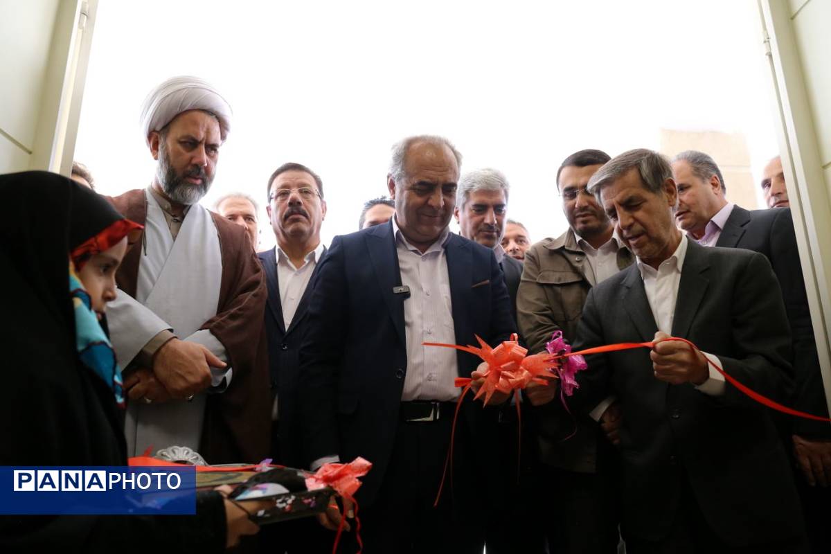 افتتاح آموزشگاه ۱۲ کلاسه شهید آیت الله آل هاشم
