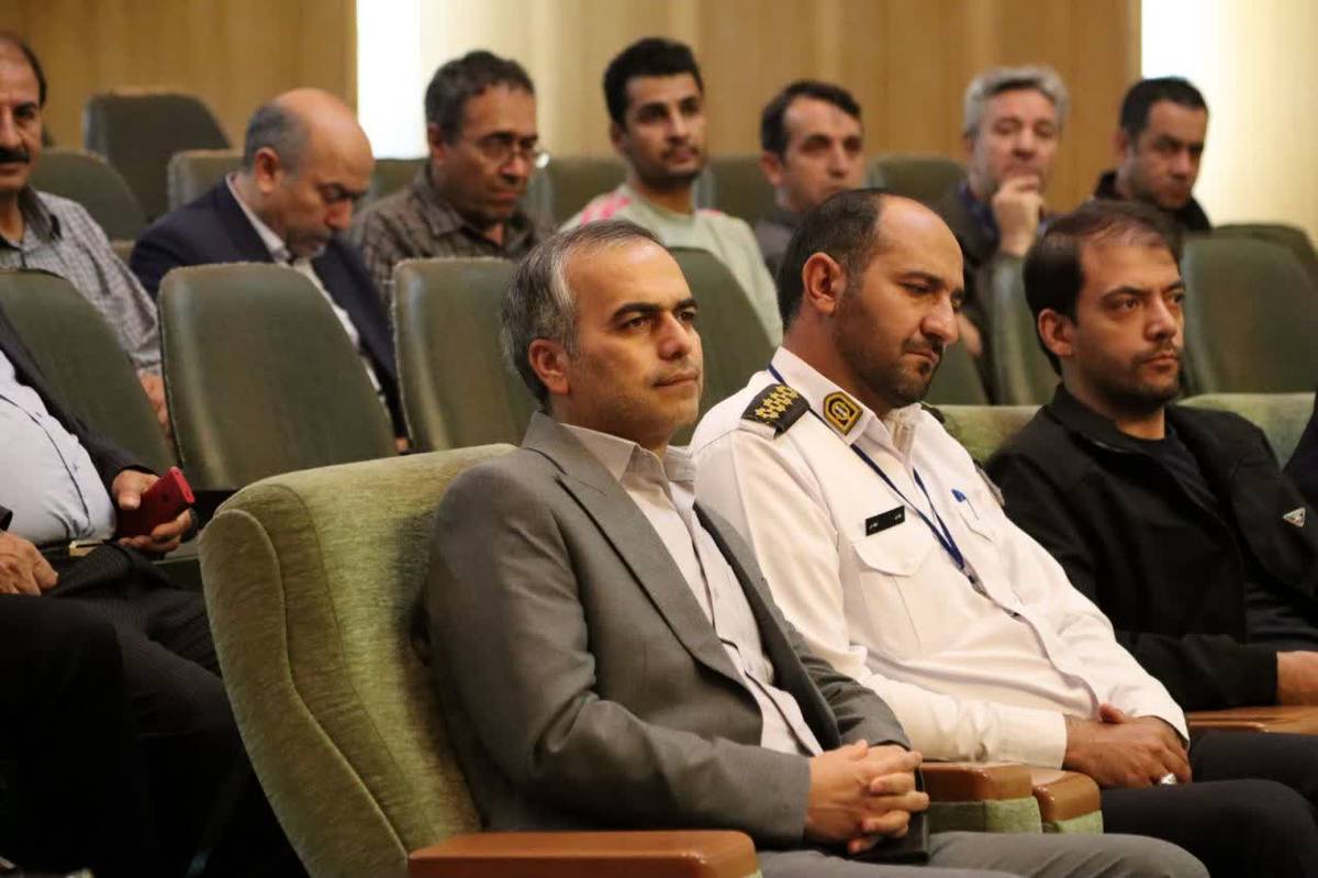 ساماندهی رانندگان سرویس مدارس برای امنیت دانشآموزان ضروری است