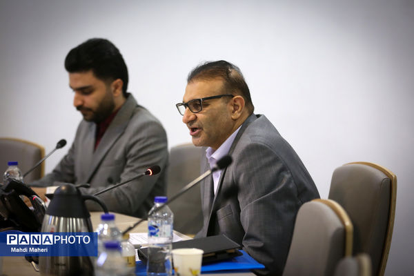 نشست خبری مدیرعامل بنیاد چهارم خرداد