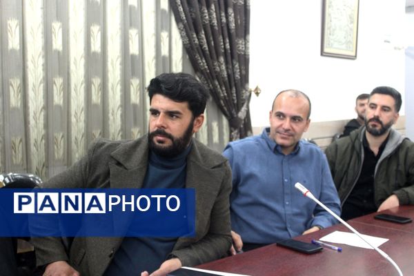 نشست معاونان و مربیان پرورشی مدارس در گلوگاه 