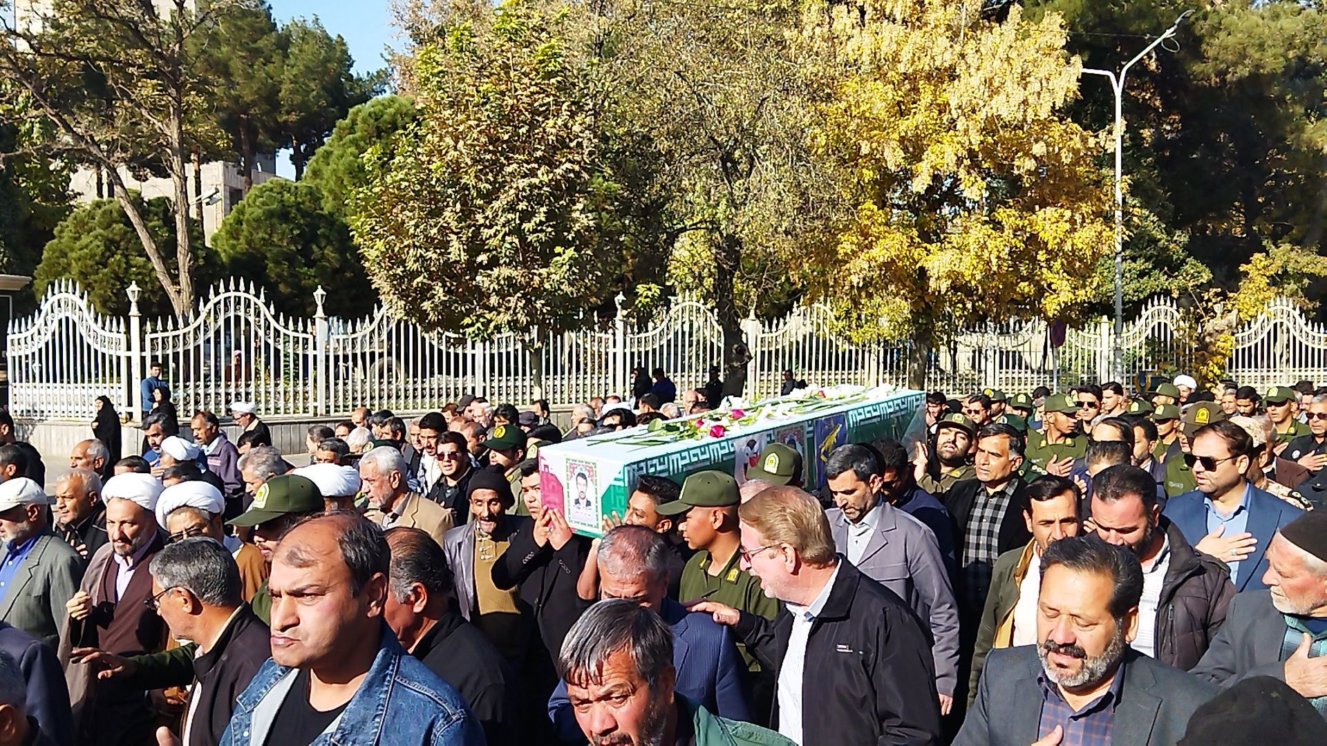 تشییع پیکر جانباز شهید علی فتح آبادی در نیشابور 