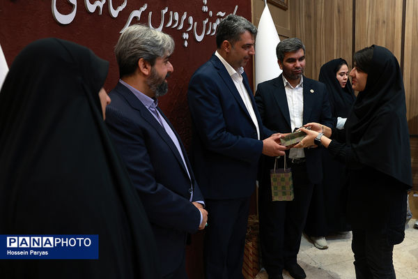 نشست صمیمی خبرنگاران پانا شهرستان‌های استان تهران با مدیرعامل خبرگزاری پانا