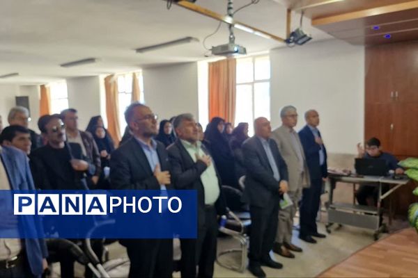 کارگاه توانمندسازی مربیان پیشتاز، معاونان پرورشی و مشاوران در شهرستان دنا