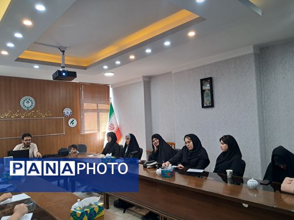 دوره آموزشی عکاسی و خبرنگاری خبرگزاری پانا استان زنجان؛ ویژه دانش‌آموز خبرنگاران دختر