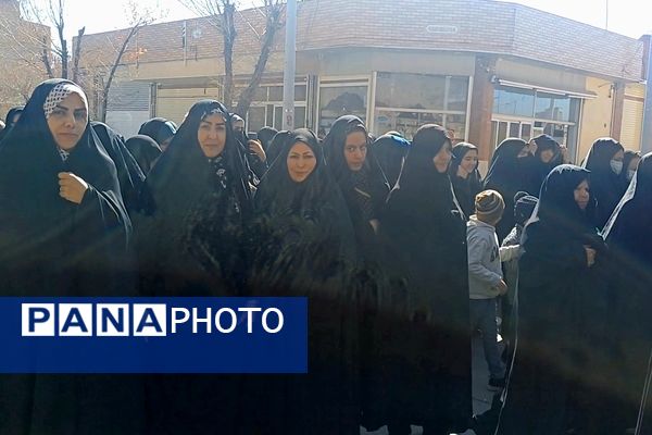 راهپیمایی باشکوه ۲۲ بهمن در شهرستان کوهپایه 