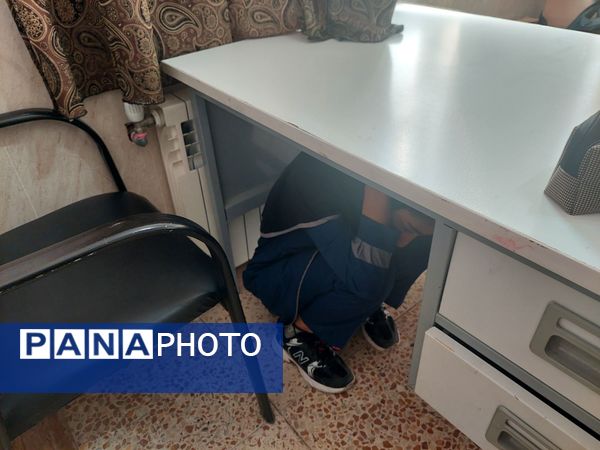 مانور زلزله در مدرسه مرحوم عباسی ملکان