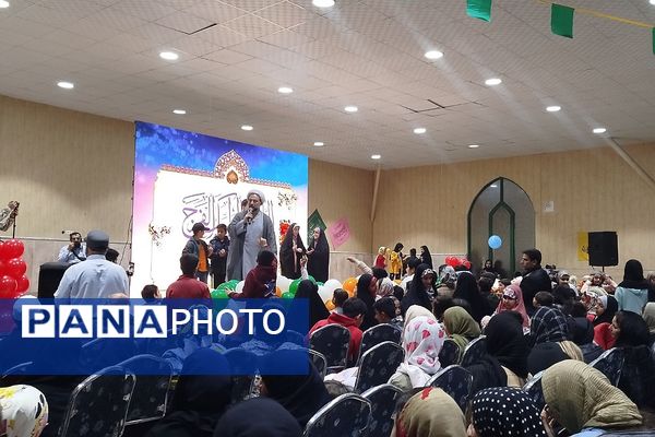 پیشوا غرق در نور و شادی؛ جشن میلاد حضرت مهدی (عج)