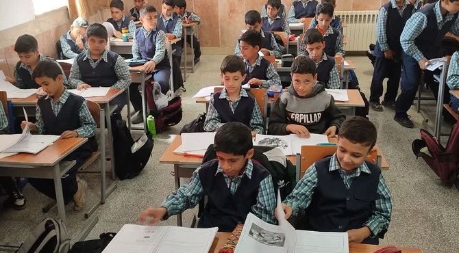 گسترش دانش با برگ‌های دانایی در آموزشگاه امام رضا(ع) زارچ