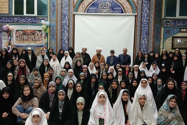 ۵۲۴ نفر در اعتکاف فومن شرکت کردند که بیش از ۲۵۰ نفر نوجوان و جوان بودند