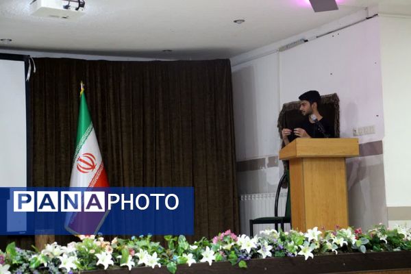 اختتامیه جشنواره علمی - هنری پرچمداران گام دوم انقلاب در سمنان