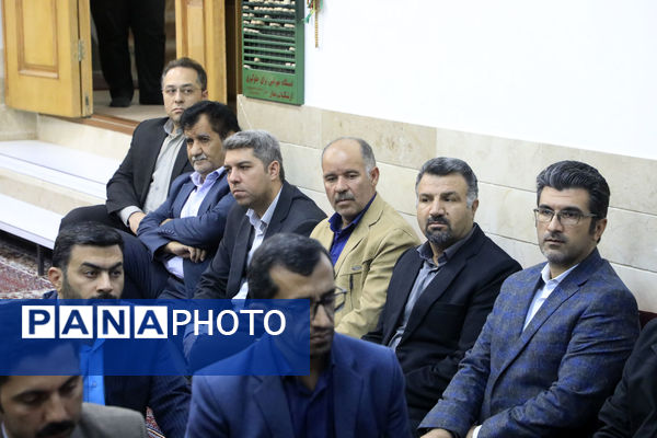 دیدار جوانان و پیشکسوتان ورزش خراسان‌جنوبی با نماینده ولی‌فقیه 