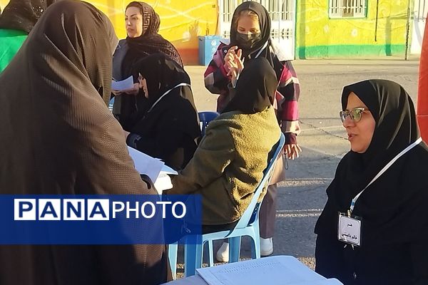 طرح دیدار و ارائه کارنامه هشدار در دبیرستان مهر نیشابور