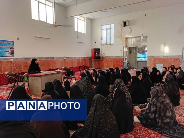  کارگاه مهارت های زندگی ویژه دختران جوان در خلیل آباد