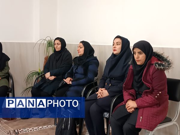 تهیه و توزیع بسته‌های معیشتی بین نیازمندان