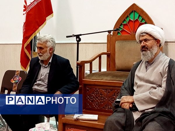 نشست هم اندیشی و هماهنگی اصحاب رسانه و امام جمعه کاشمر