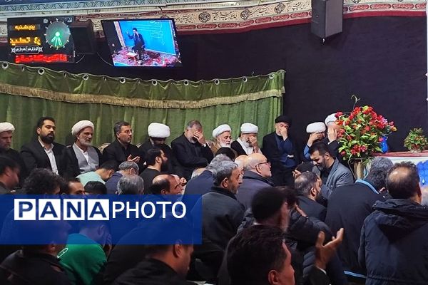 سومین رویداد «قرار خدمت» با حضور شهردار تهران در ناحیه یک شهرری