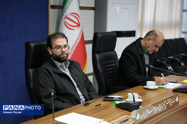 جلسه مدیران استان‌ها با شورای معاونان سازمان دانش‌آموزی 