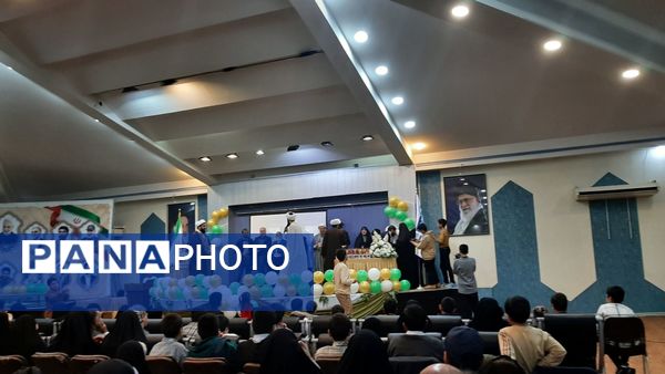 جشن باشکوه میلاد حضرت زهرا(س) در سالن همایش نمایشگاه بین‌المللی مشهد