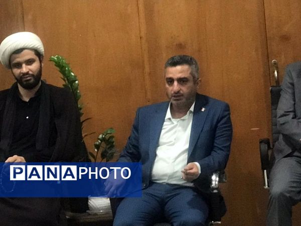 برگزاری جلسه ستاد امور جوانان در محمودآباد
