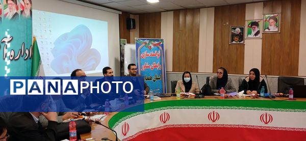 کارگاه توانمندسازی رابطان مشاوره استان همدان با رویکرد سامانه نماد