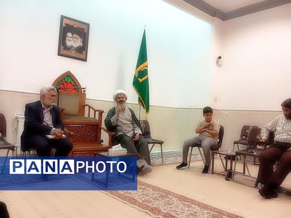 نشست هم اندیشی و هماهنگی اصحاب رسانه و امام جمعه کاشمر