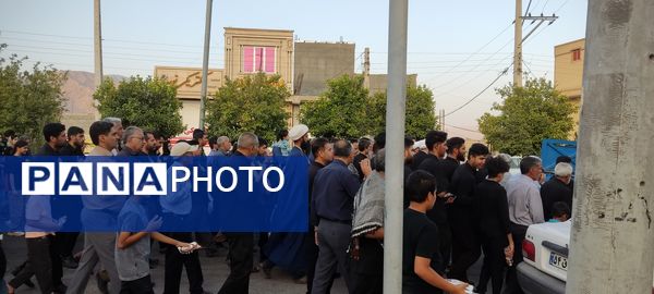 عاشق حسین (ع)؛در مسیر اربعین فراتر از مرزهای کربلا