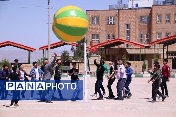 بزرگترین رویداد جهاد تبیین دانش‌آموزان متوسطه خراسان شمالی 