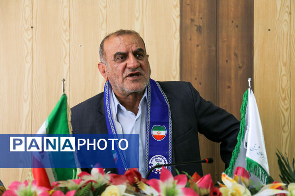 مشاور وزیر در جمع مربیان و اعضای پیشتاز سازمان دانش‌آموزی استان آذربایجان شرقی