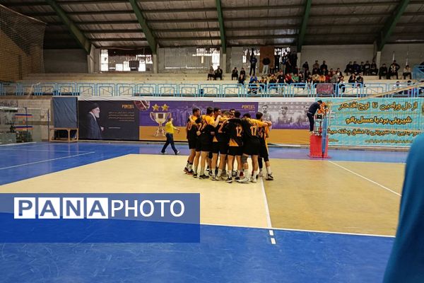 درخشش طلایی‌پوشان ورامین؛ مقاومت تهران مغلوب شد