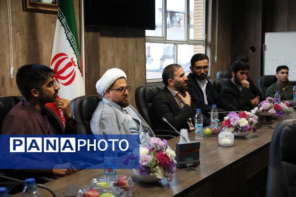 بازدید دبیرکل اتحادیه انجمن‌های اسلامی از عملکرد اتحادیه انجمن‌های اسلامی استان قزوین 