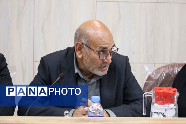 نشست مدیران مدارس سمپاد یزد با حضور رئیس سازمان ملی پرورش استعدادهای درخشان 