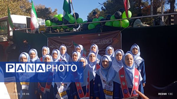 راهپیمایی ۱۳ آبان و روز دانش آموز در نیشابور 