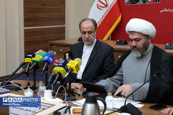 جلسه ستاد مرکزی دهه فجر انقلاب اسلامی 