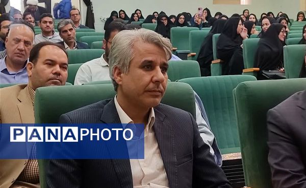 جلسه توجیهی معاونین و مربیان پرورشی مدارس کاشمر