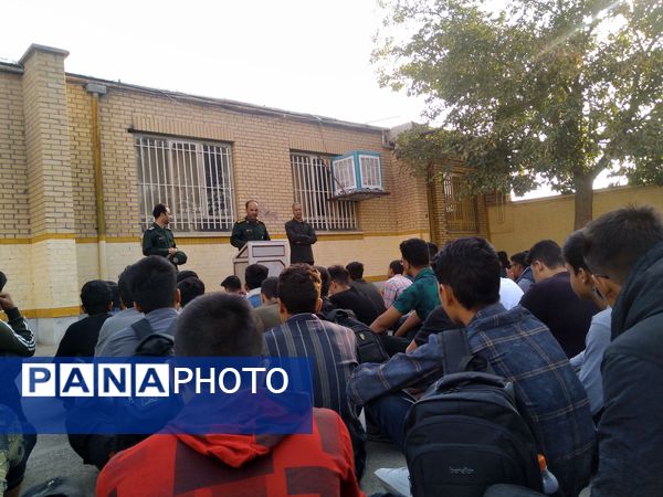 مراسم گرامیداشت شهید مقاومت در دبیرستان‌های پسرانه شهرستان خلیل‌آباد