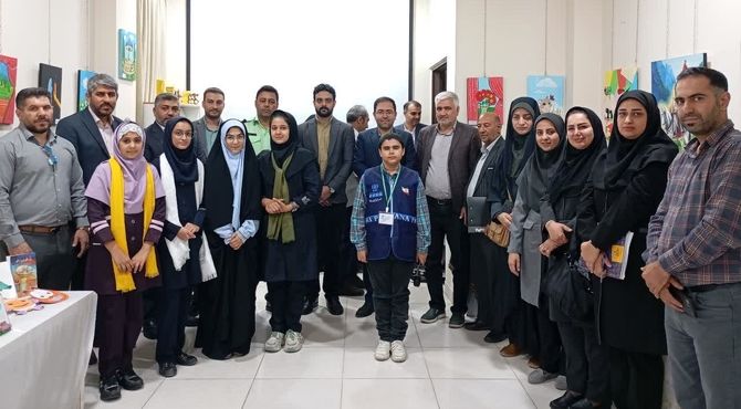 نشست بررسی وضعیت کودکان عضو کانون مرکز دو شیراز و آسیب‌‌های اجتماعی محله