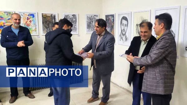 اختتامیه نمایشگاه طراحی و نقاشی هنرمندان آموزشگاه هنری فروردین شهرستان نظرآباد